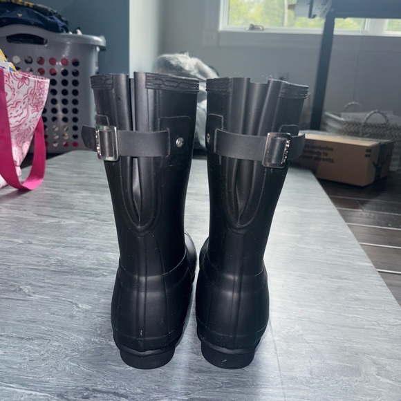 NWOT Black Hunter Rain Boots - Picture 3 of 5